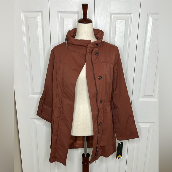 Nikki Jones Solid Anorak Jacket - Picture 3 of 10